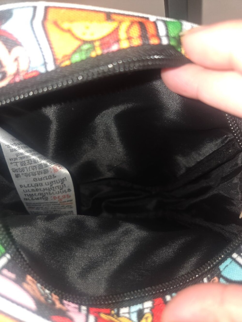 Disney character crossbody - Picture 10 of 11